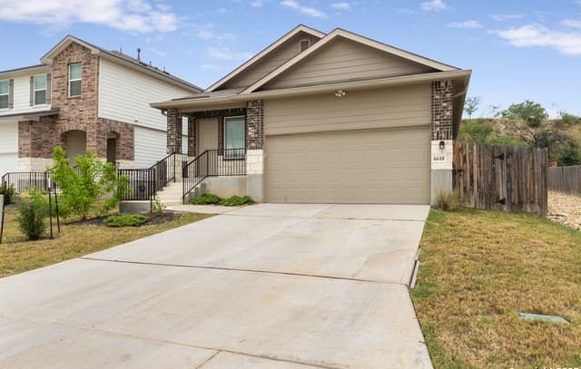 3-bedroom rental at 6610 Greensleeves in San Antonio, TX — photo 1