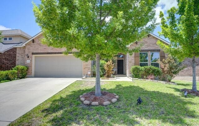 4-bedroom rental at 9019 Monument Parke in San Antonio, TX — photo 1