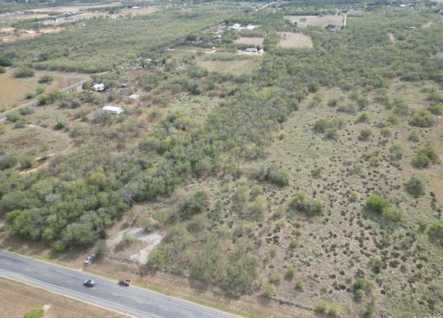 rental at 3386 Loop 1604 W in San Antonio, TX — photo 4