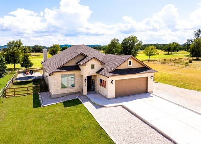 1-bedroom rental at 4207 Forest Trail in Bandera, TX — photo 1