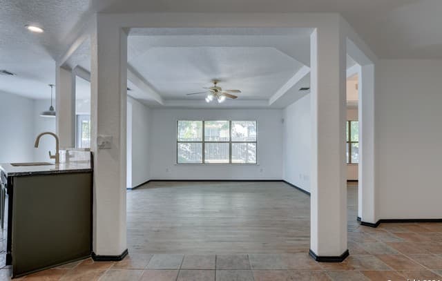 3-bedroom rental at 8234 Grissom Circle in San Antonio, TX — photo 3