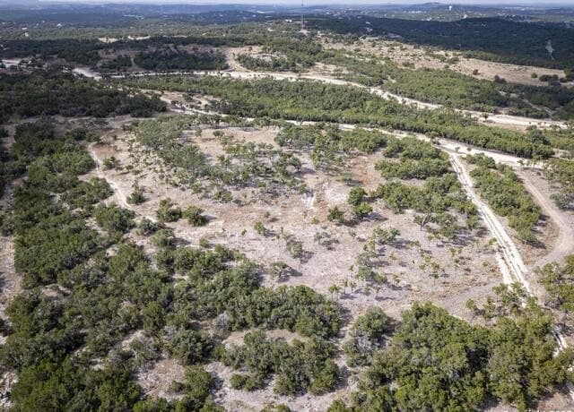 rental at 322 Mitchell Dr in Spring Branch, TX — photo 3