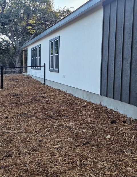 4-bedroom rental at 7205 Exeter in Spring Branch, TX — photo 2