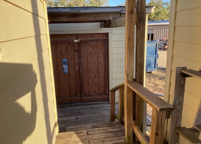 2-bedroom rental at 52 Beach Shore in Bandera, TX — photo 4