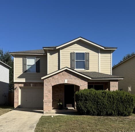 3-bedroom rental at 13710 Pebble Ranch in San Antonio, TX — photo 1