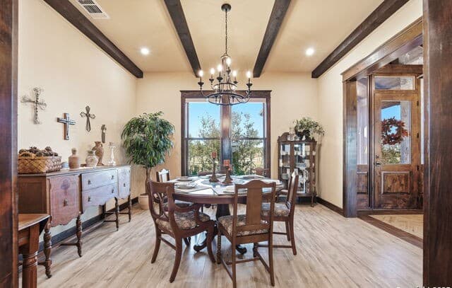 4-bedroom rental at 601 Garrison Rd in Fredericksburg, TX — photo 5