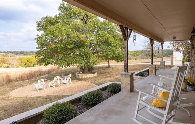 4-bedroom rental at 127 Camp Alzafar in Boerne, TX — photo 3