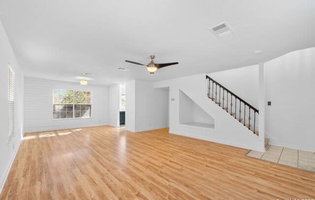 3-bedroom rental at 4210 Knollbluff in San Antonio, TX — photo 3