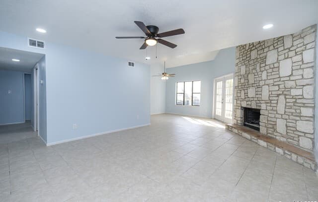 4-bedroom rental at 8419 Echo Creek in San Antonio, TX — photo 5