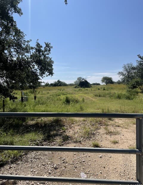 rental at 22630 Campbellton in San Antonio, TX — photo 1