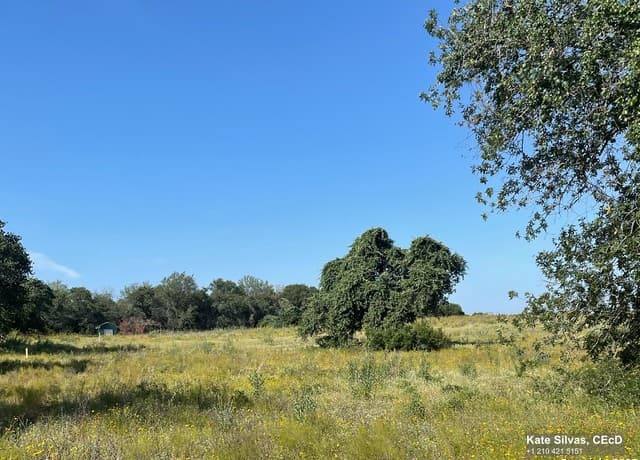 rental at 22630 Campbellton in San Antonio, TX — photo 3