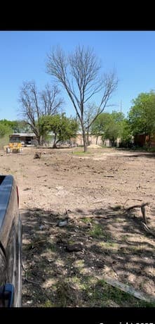 rental at 5612 Monterey St in San Antonio, TX — photo 1