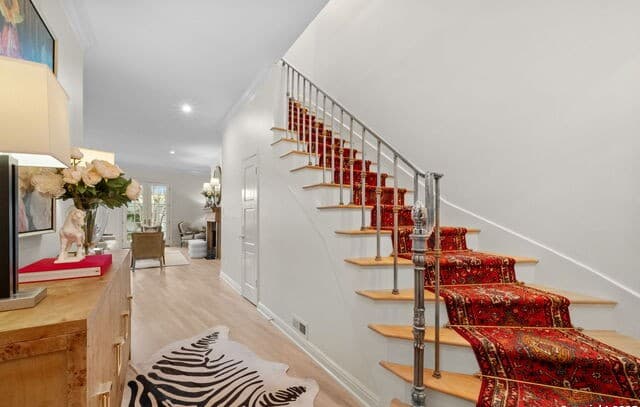 Home for sale at 110 Kennedy Ave Unit 6 in Alamo Heights, TX — photo 2