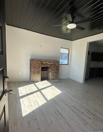 3-bedroom rental at 1431 Crockett in San Antonio, TX — photo 2