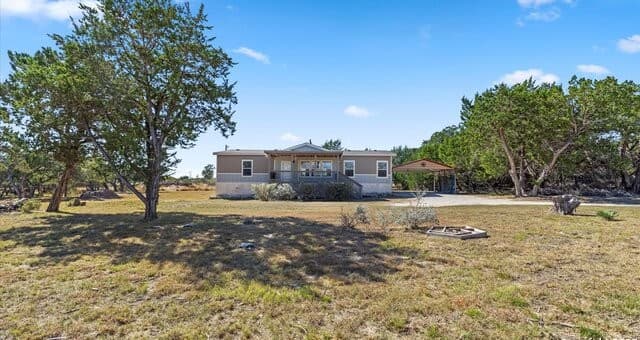 3-bedroom rental at 3309 Forest Trail Dr in Bandera, TX — photo 1