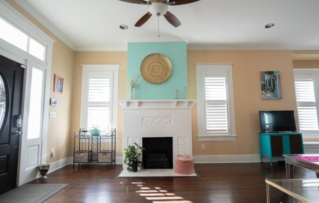 3-bedroom rental at 415 Florida in San Antonio, TX — photo 4