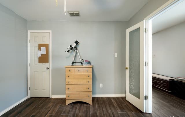 3-bedroom rental at 7115 Horizon Star in San Antonio, TX — photo 3