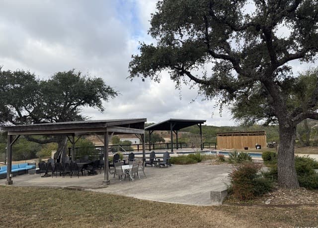 rental at 1629 Canyon in Spring Branch, TX — photo 5