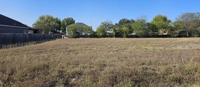 rental at 807 Toepperwein in Converse, TX — photo 3