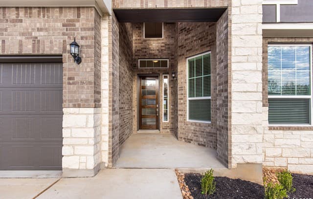 5-bedroom rental at 314 Glenwood Ranch in Cibolo, TX — photo 3