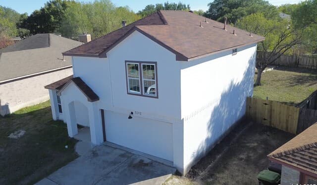 3-bedroom rental at 5243 Fountain LK in San Antonio, TX — photo 3