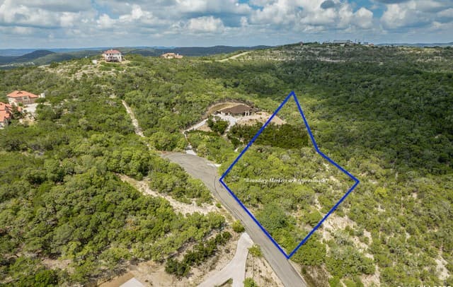 rental at 0 Pr 1732 in Mico, TX — photo 2