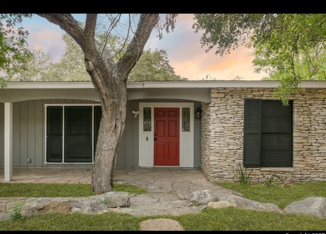 4-bedroom rental at 8619 Oak Ledge in San Antonio, TX — photo 4