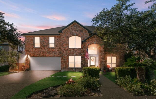 4-bedroom rental at 1111 Venado Vista in San Antonio, TX — photo 3