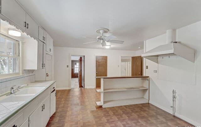 3-bedroom rental at 9403 Forest Oak in San Antonio, TX — photo 5