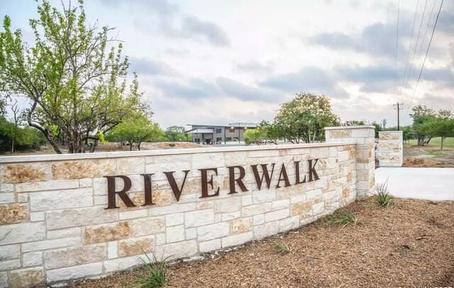 Home for sale at 4300 State Highway 16 N in Bandera, TX — photo 5