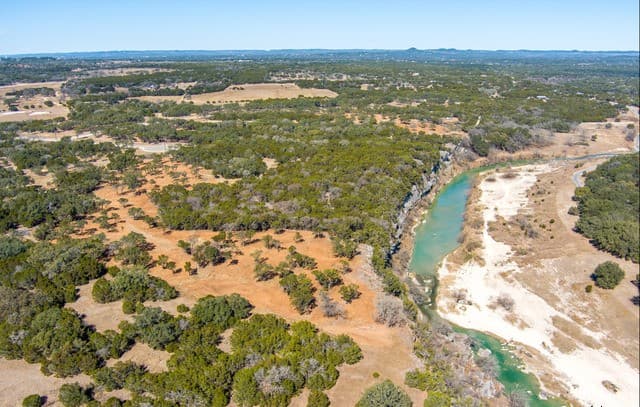 Home for sale at 1246 Clearwater Canyon in Bandera, TX — photo 5
