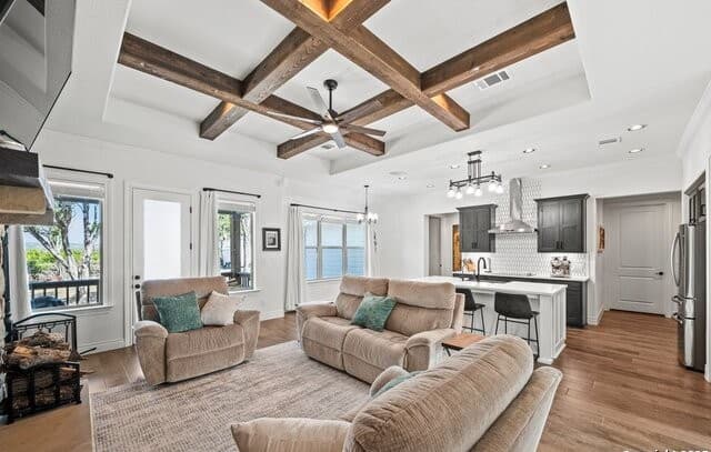 3-bedroom rental at 267 Eagle Rock in Spring Branch, TX — photo 2
