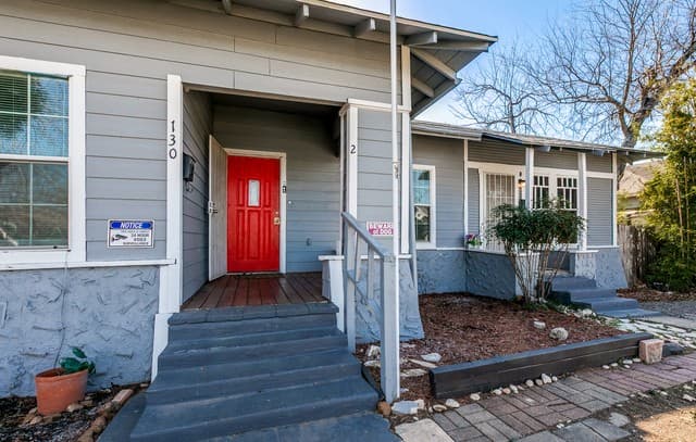 rental at 341&343 Avondale Ave in San Antonio, TX — photo 4