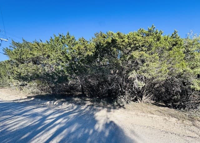rental at 136 AND 137 LOT Terrace in Bandera, TX — photo 4