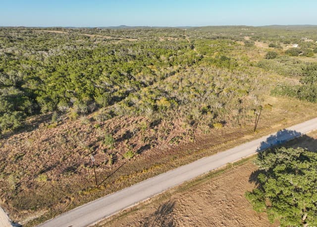 rental at LOT 179 Valley Oaks Ranch in Hondo, TX — photo 3