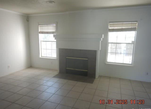 4-bedroom rental at 2932 Candleberry Dr in Schertz, TX — photo 4