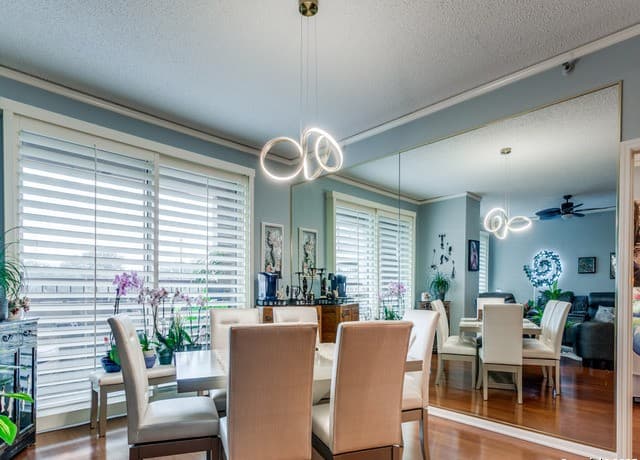 2-bedroom rental at 1 Towers Park Ln Unit 316 in San Antonio, TX — photo 4