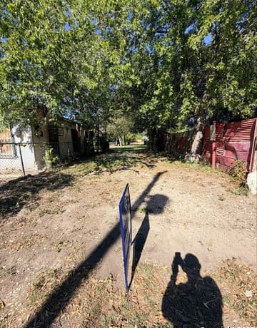 rental at 1327 Montezuma in San Antonio, TX — photo 3