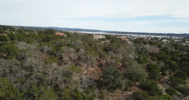 rental at 190 N Contour in Spring Branch, TX — photo 3