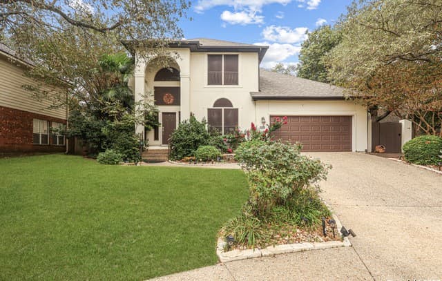 4-bedroom rental at 15123 Mossoak Cove in San Antonio, TX — photo 1