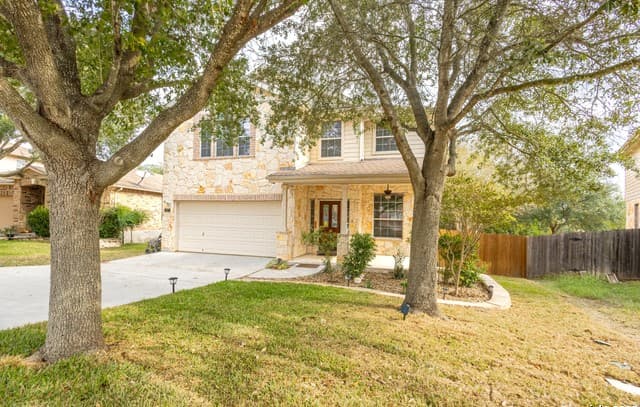 4-bedroom rental at 217 American Flag in Schertz, TX — photo 3