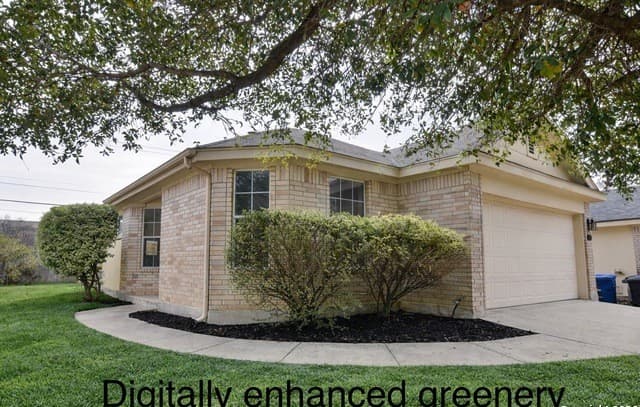 3-bedroom rental at 5534 Christina Path in San Antonio, TX — photo 2