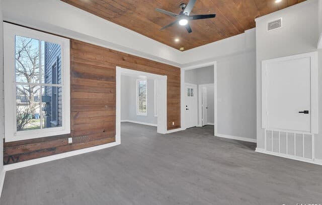 rental at 627 S Olive St, #101 in San Antonio, TX — photo 3