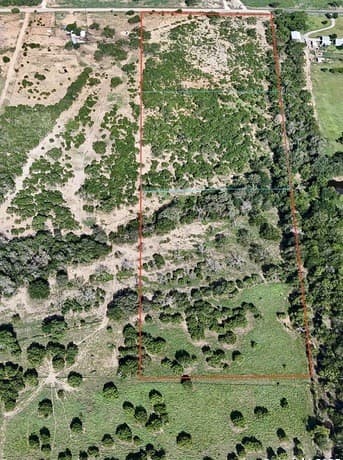rental at 00 Pittman Rd in St.Hedwig, TX — photo 1