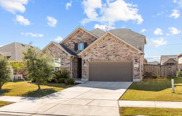3-bedroom rental at 5117 Arrow Rdg in Marion, TX — photo 5