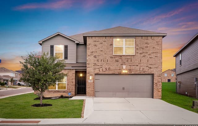 5-bedroom rental at 15102 Jetfire in Von Ormy, TX — photo 1