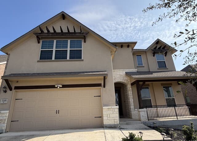 4-bedroom rental at 22818 Denali in San Antonio, TX — photo 2