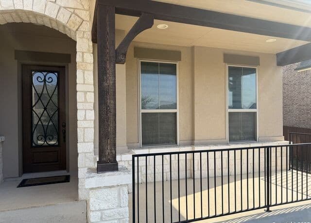 4-bedroom rental at 22818 Denali in San Antonio, TX — photo 4