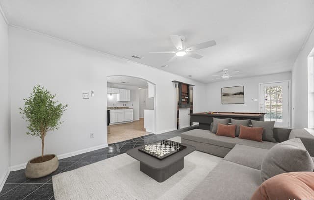 4-bedroom rental at 5931 Glacier Sun in San Antonio, TX — photo 4