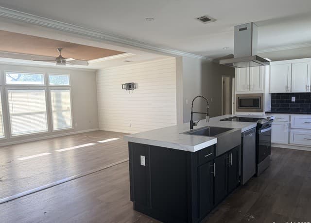 3-bedroom rental at 13225 Tomlynn in Atascosa, TX — photo 3